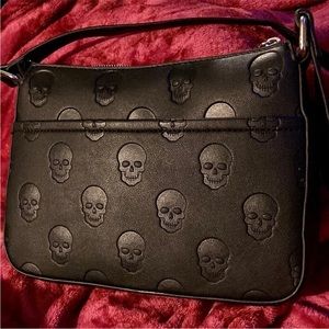 Skull handbag